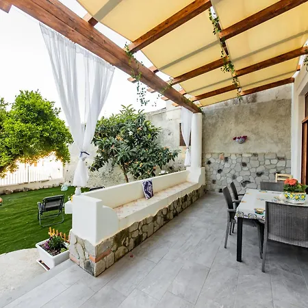 Ad Sidera Apartament Canneto (Lipari)