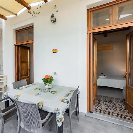 Ad Sidera Apartment Canneto (Lipari)
